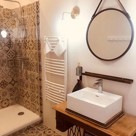 Bed & Breakfast Hotes De Maia D'hotes *